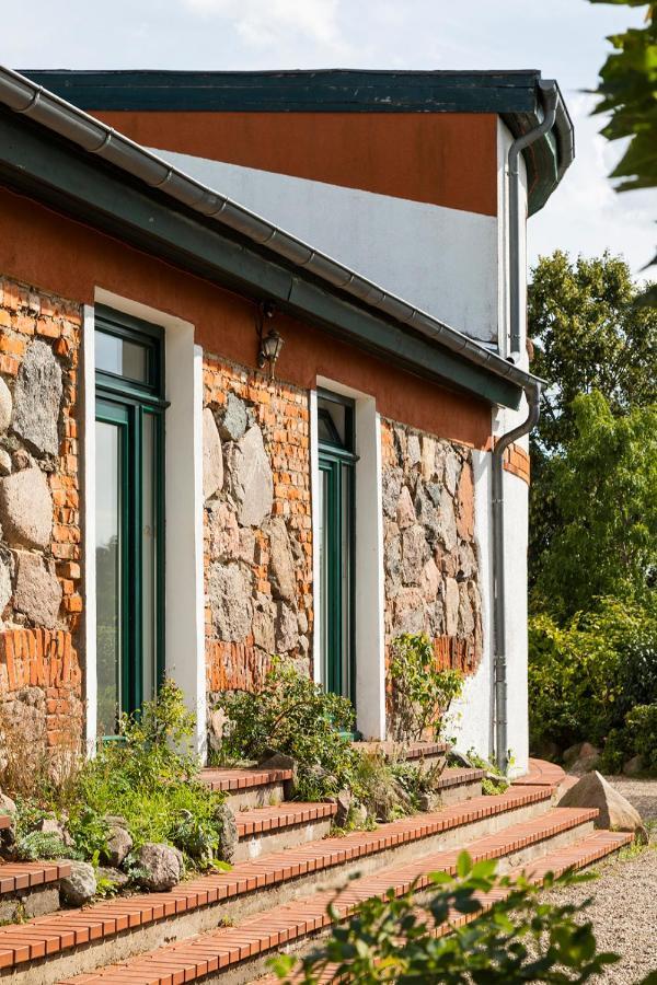Naturnahes, Neu Moebl.Apartment, Hundefreundlich Neu Gaarz Dış mekan fotoğraf