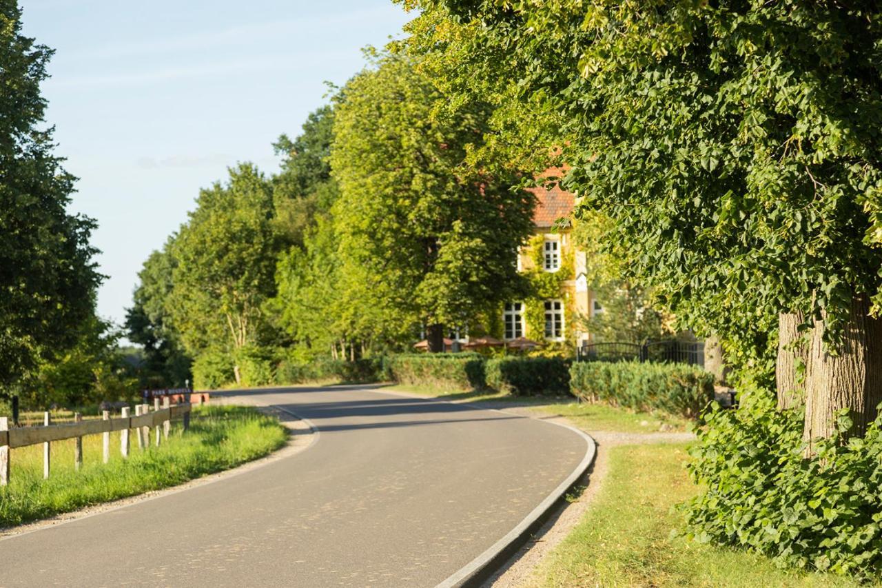Naturnahes, Neu Moebl.Apartment, Hundefreundlich Neu Gaarz Dış mekan fotoğraf